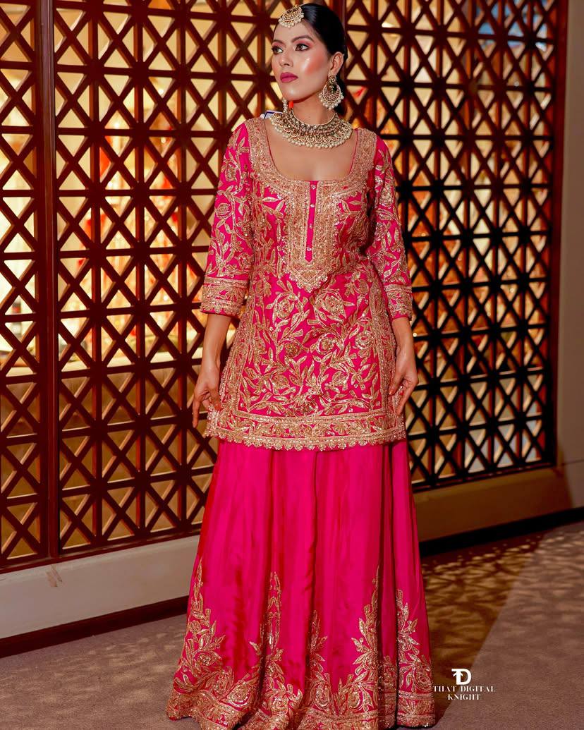 DESIGNER LEHNGA CHOLI